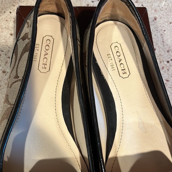 Women’s Coach “Perri” driving loafers. Size 7B - Picture 4 of 15